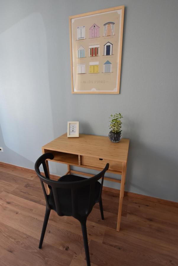 Le Bienvenu - T2 Avec Terrasse Au Coeur De Malo Apartment Dunkirk Luaran gambar